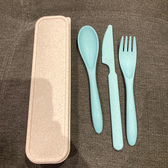 Good Wheat 3 Piece Tableware Utensil Travel Set - Picture 3 of 4